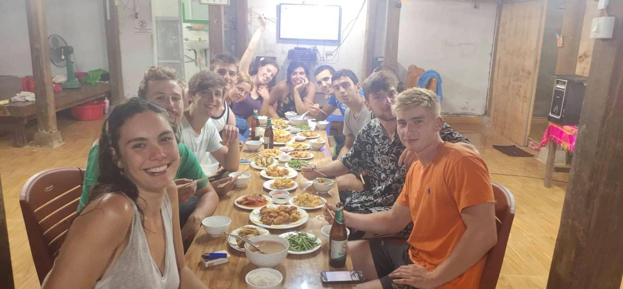 Du Gia - Tay Homestay Làng Cac Kültér fotó